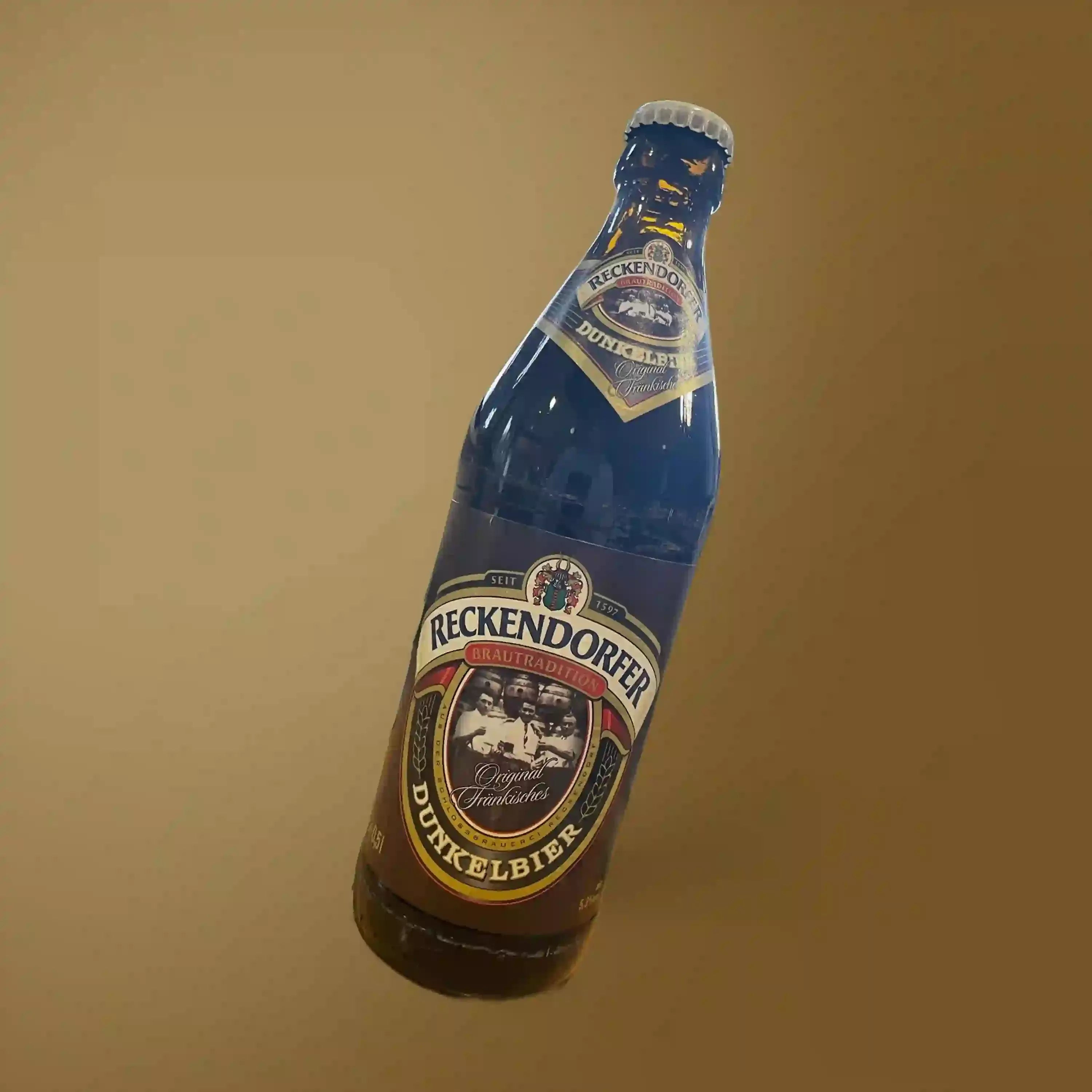 Reckendorfer Dunkel – vollmundiges, malzaromatisches Dunkelbier aus ...